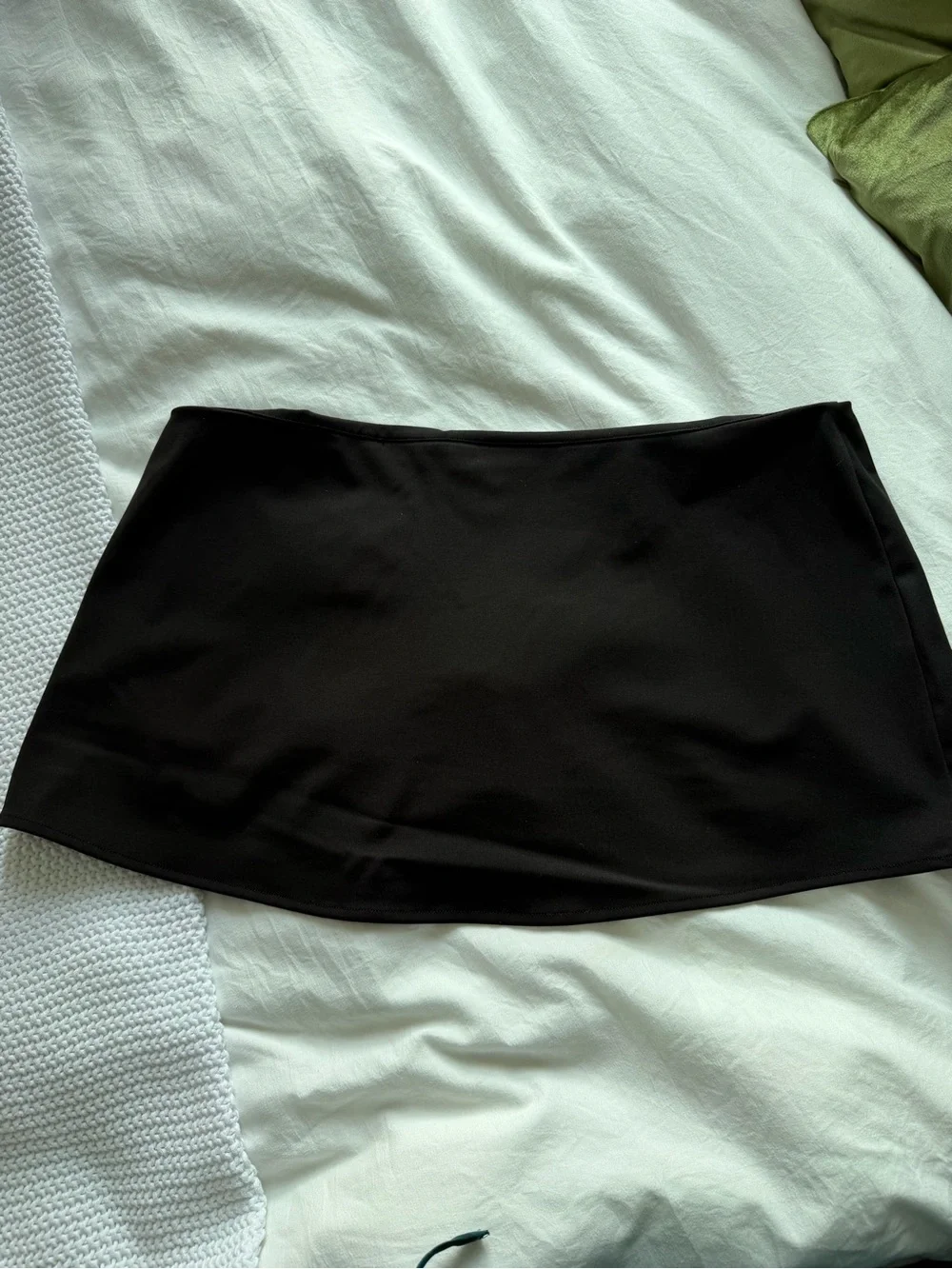 GUZIO Micro Mini Stretch Skirt